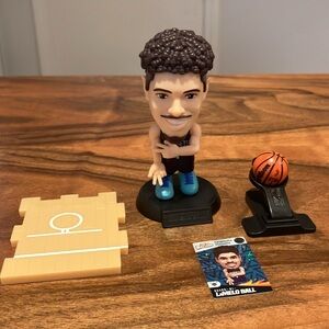 NBA Lamelo Ball with Basketball Hoop Set and Half Court!! Zuru 5 Surprise